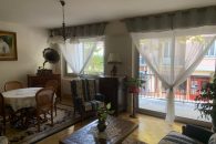Vichy centre, Placement locatif, appartement 94 m2, avec balcon et Garage.
