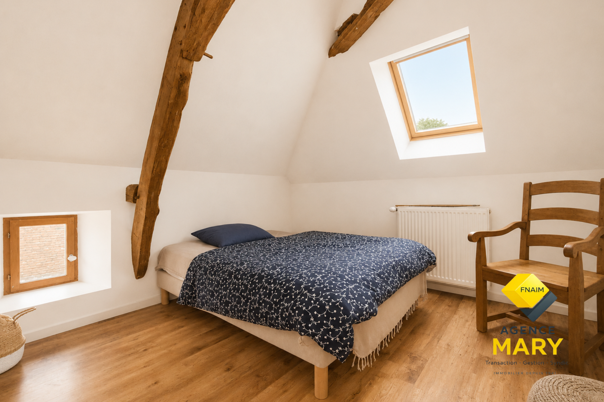 MAISON DE CARACTÈRE DE 112 M² AVEC GRANGE ET DÉPENDANCES SUR 1 472 M² À BELLERIVE-SUR-ALLIER - Image 6