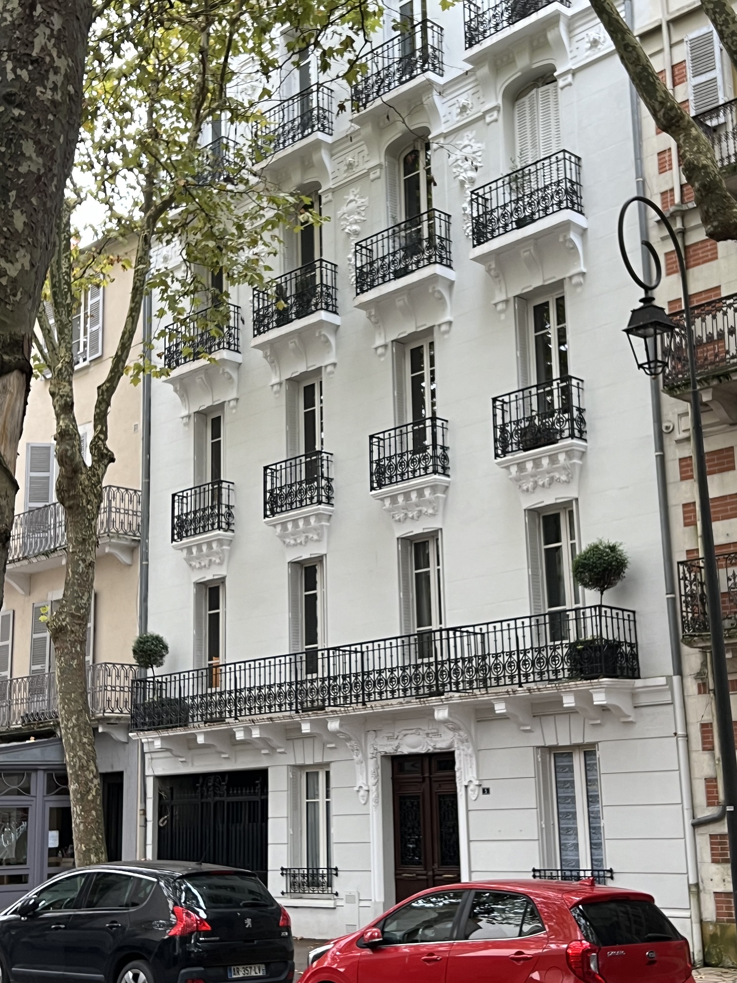 RARE – Duplex 100M² entre Parc & Opéra, au cœur de Vichy - Image 2