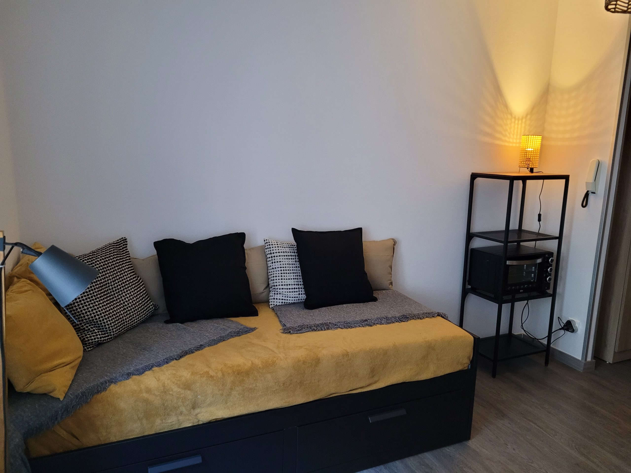 VICHY Parcs – studio meublé