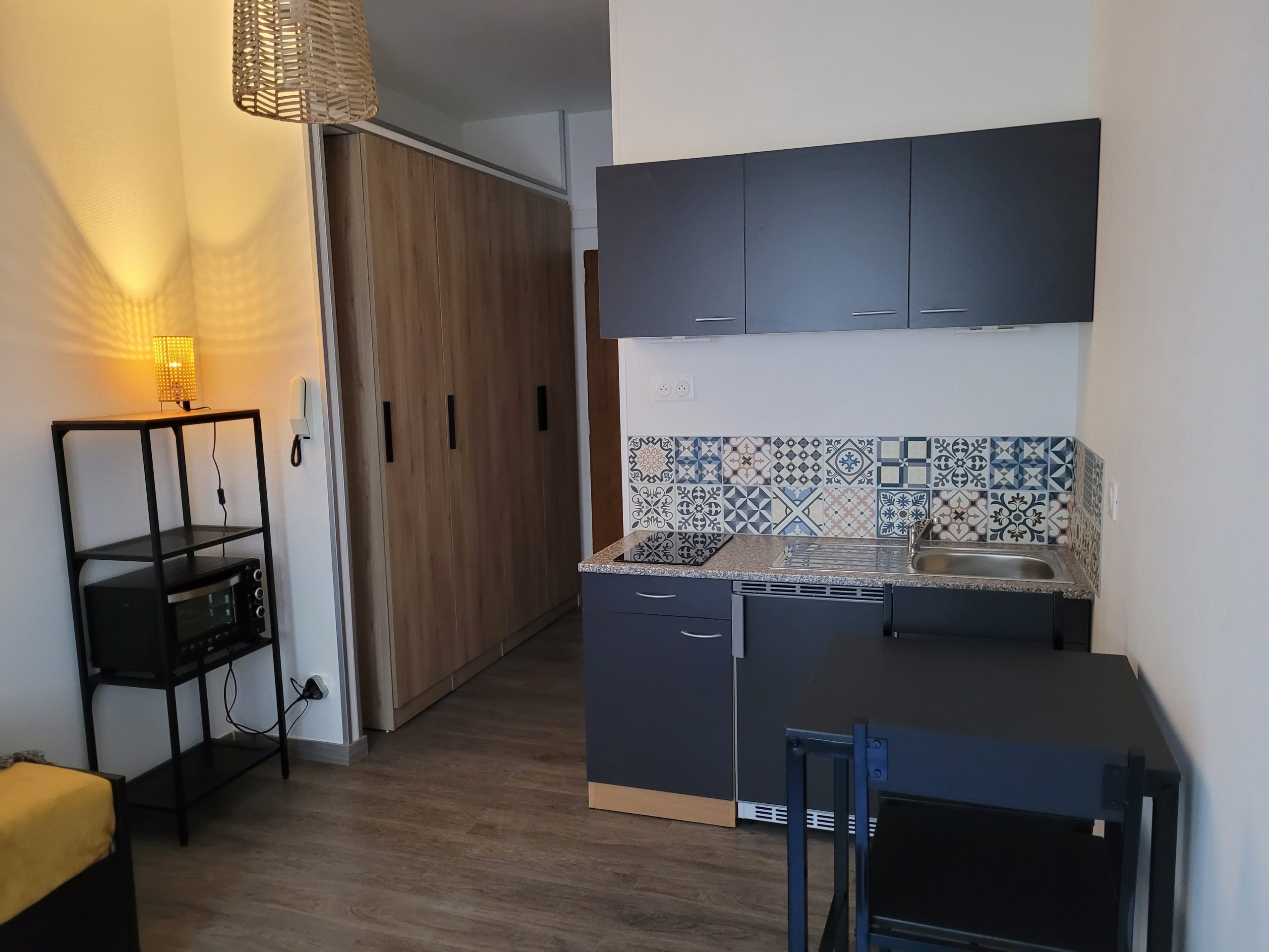 VICHY Parcs – studio meublé - Image 5