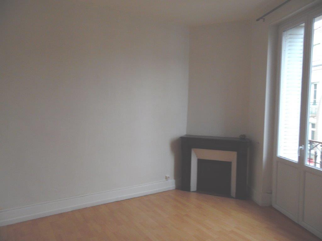 VICHY entre Parcs et Gare – appartement type 3 - Image 7