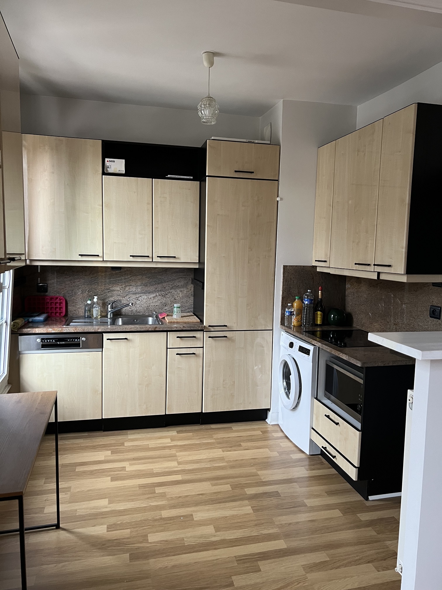 Appartement situé entre Parcs et Opéra - Image 4