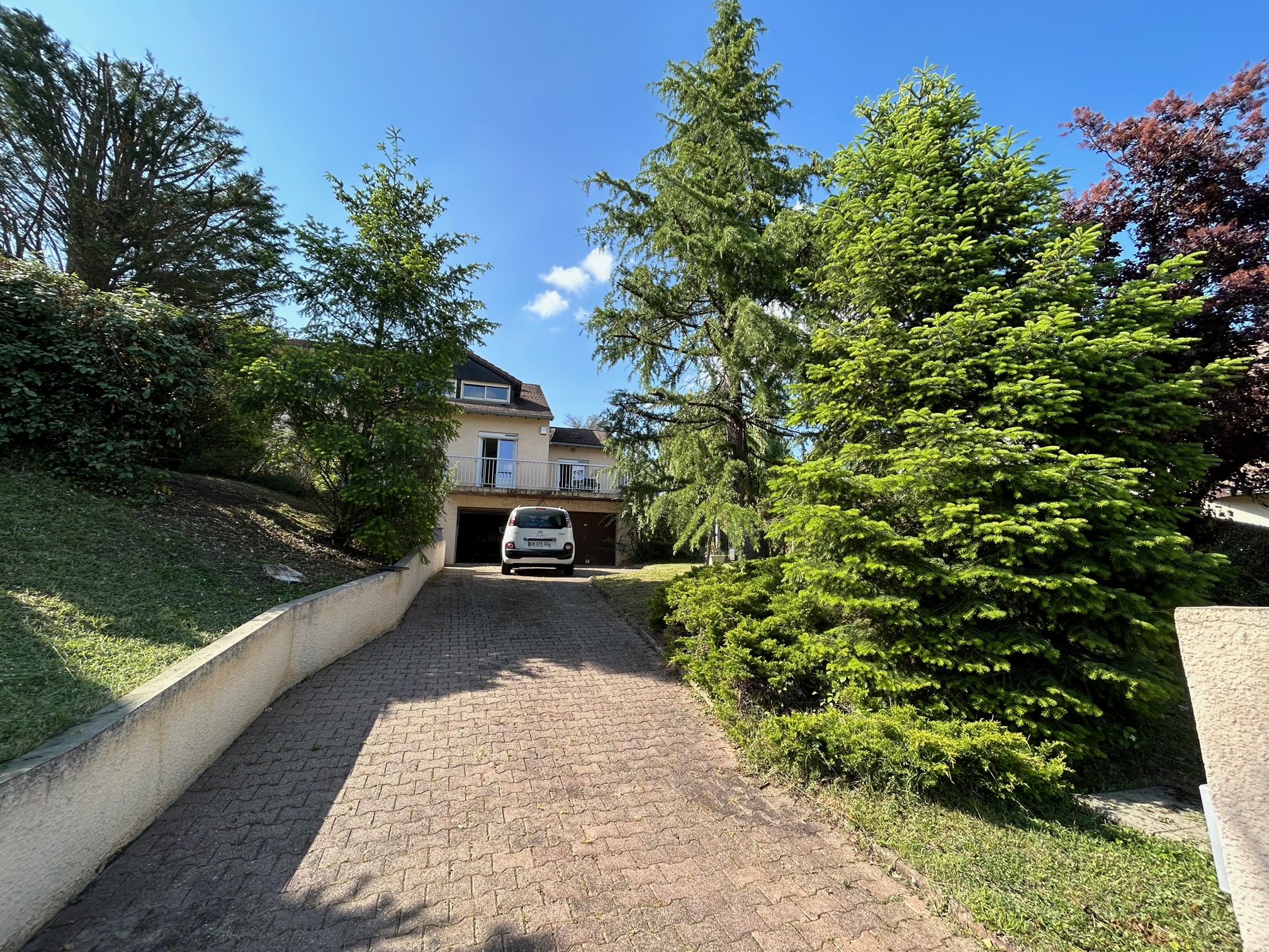 BELLERIVE SUR ALLIER Quartier Résidentiel - Image 2