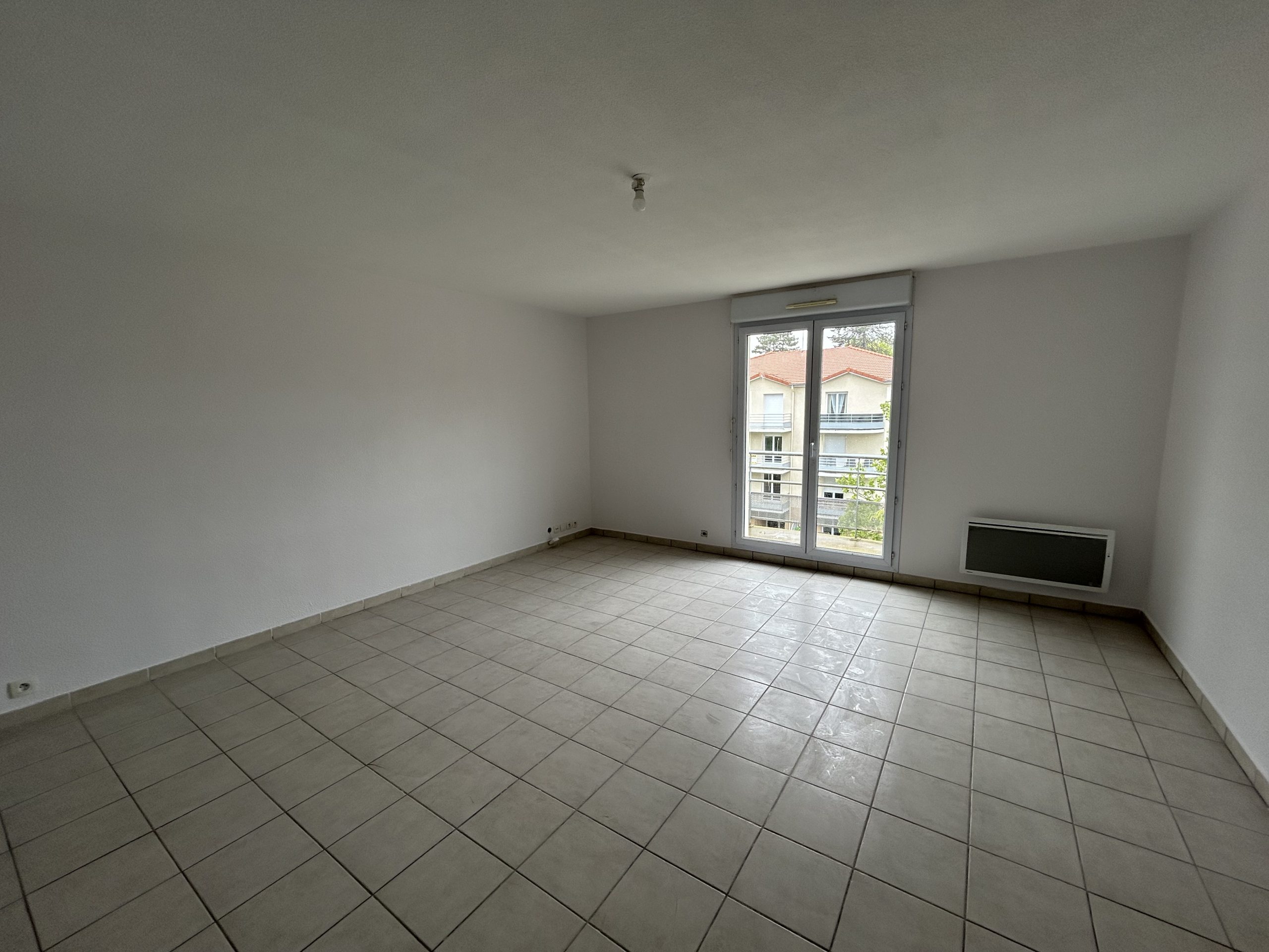 BELLERIVE SUR ALLIER – Proximité golf - Image 2