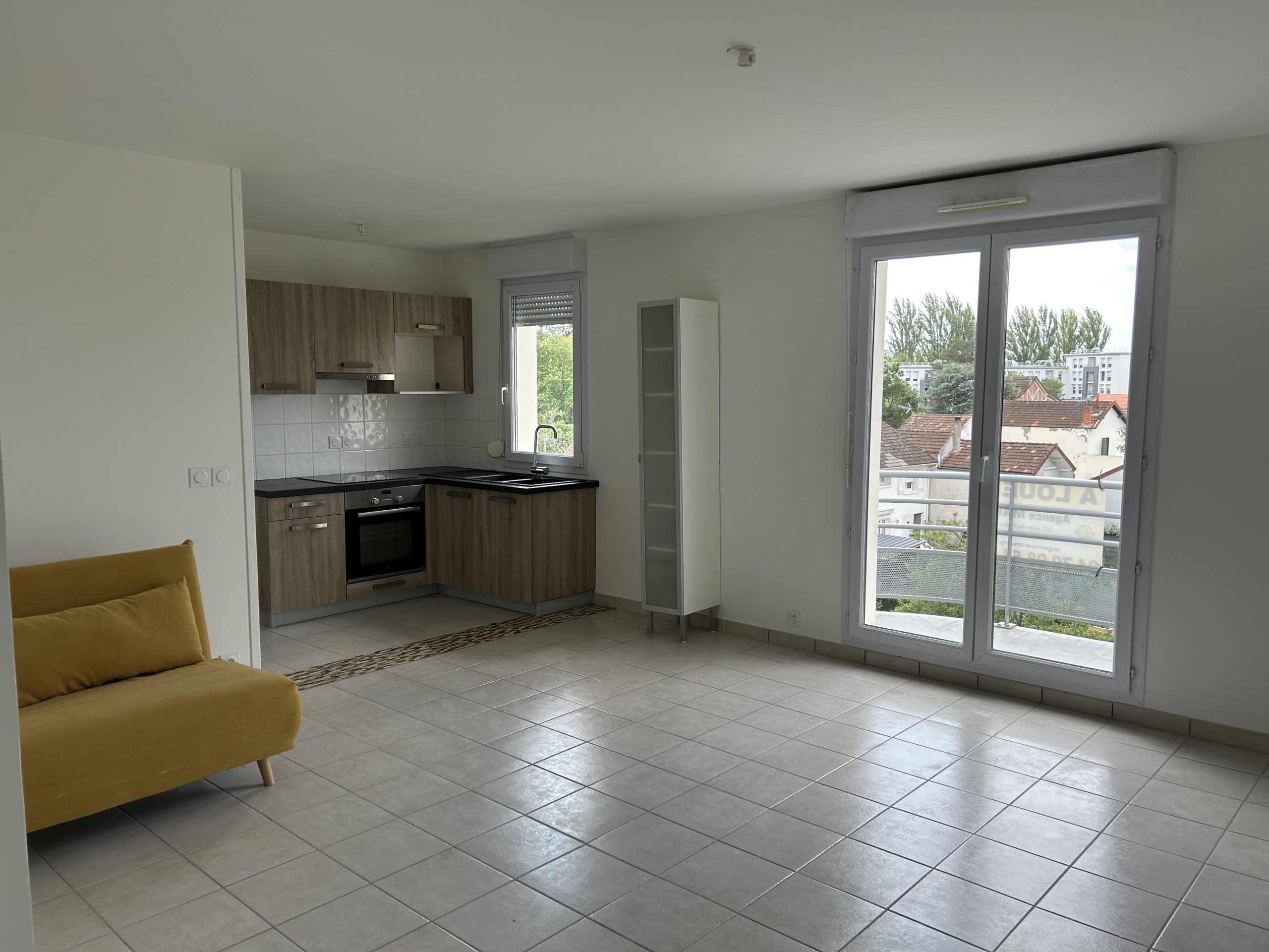 APPARTEMENT T2 BELLERIVE-SUR-ALLIER - Image 5