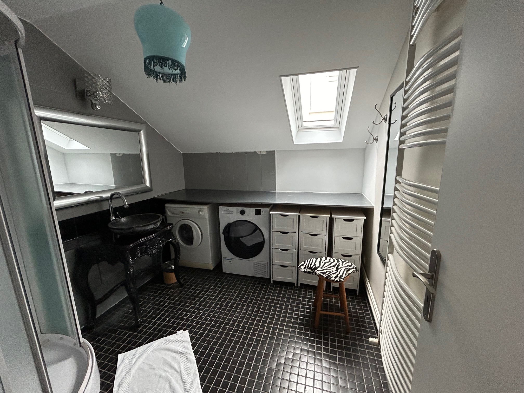 VICHY CENTRE – Appartement meublé T4 - Image 9