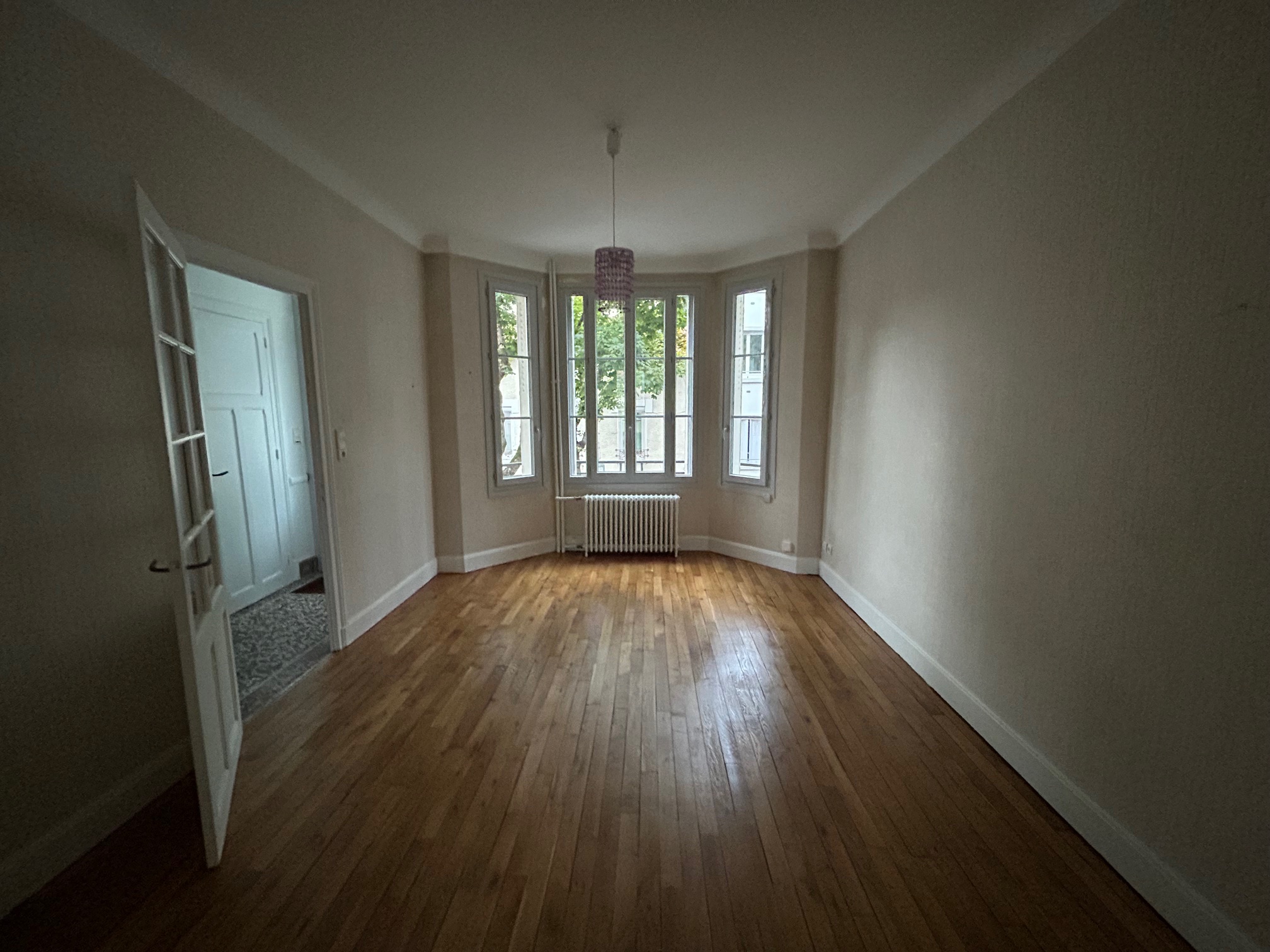 VICHY Quartier Thermale - Image 2