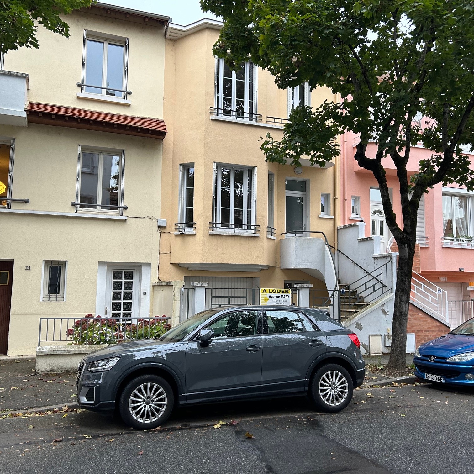 VICHY Quartier Thermale - Image 1