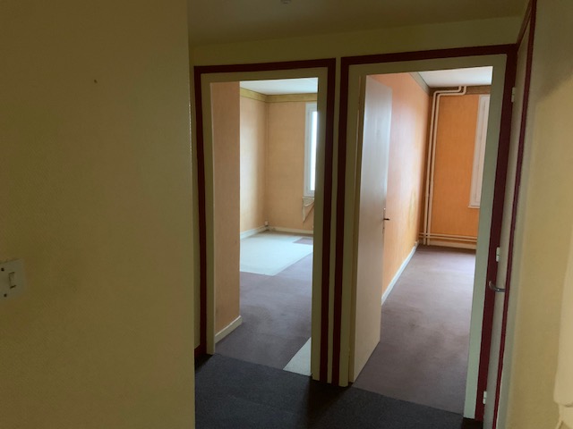 Bellerive Sur Allier, Proximité commerces et commodités - Image 4