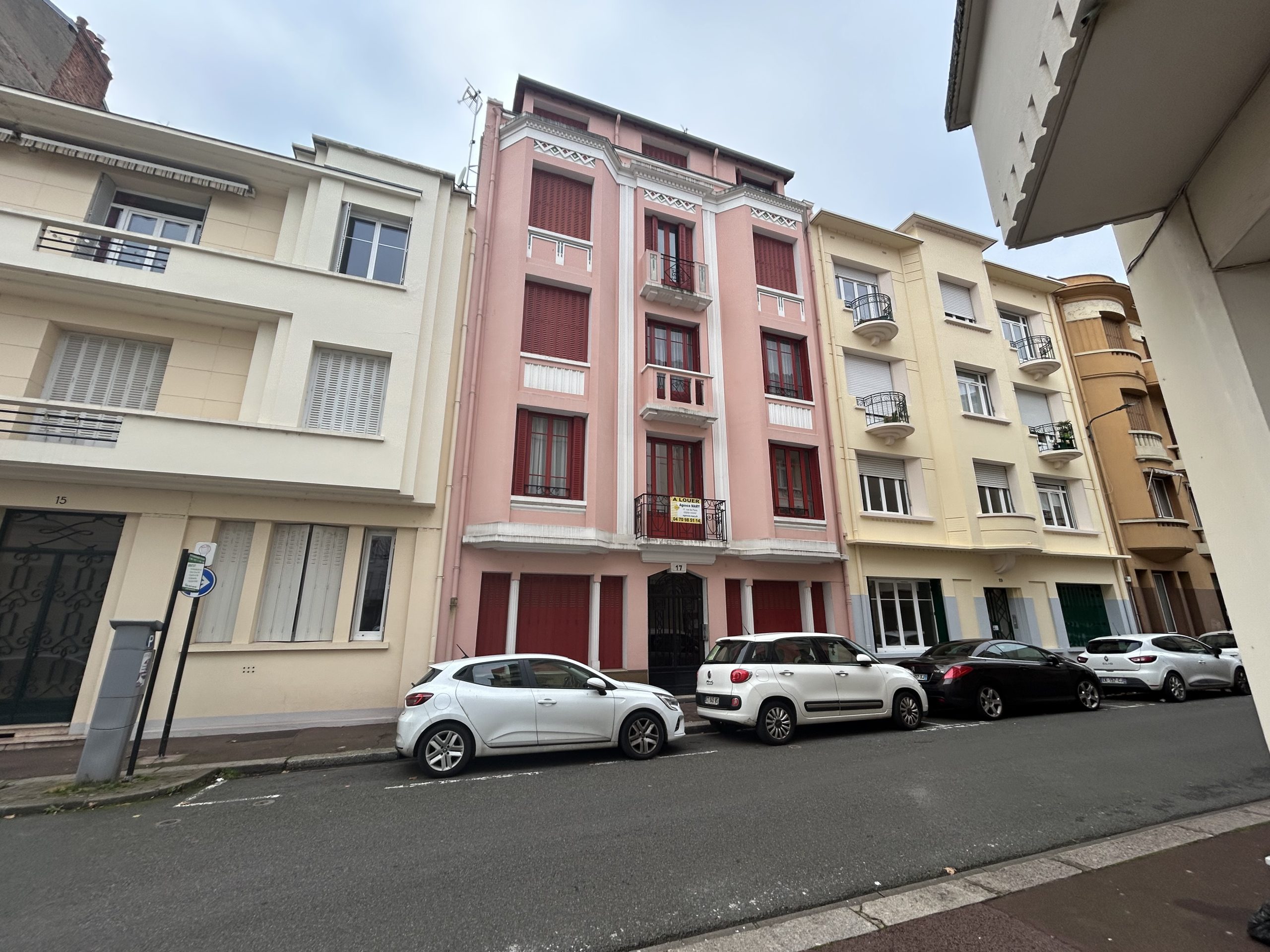 VICHY CENTRE - Image 1