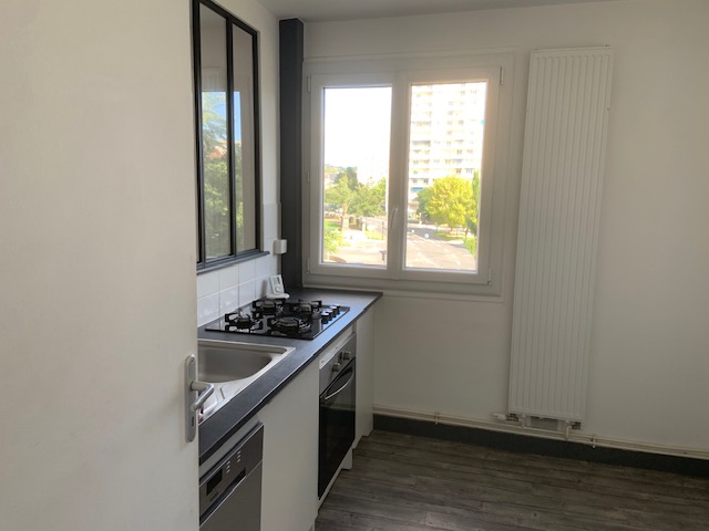 Cusset Centre, Joli T2