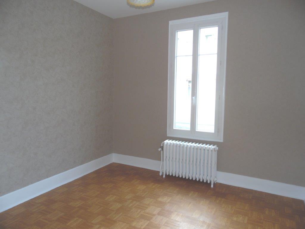 VICHY Maison de ville - Image 6