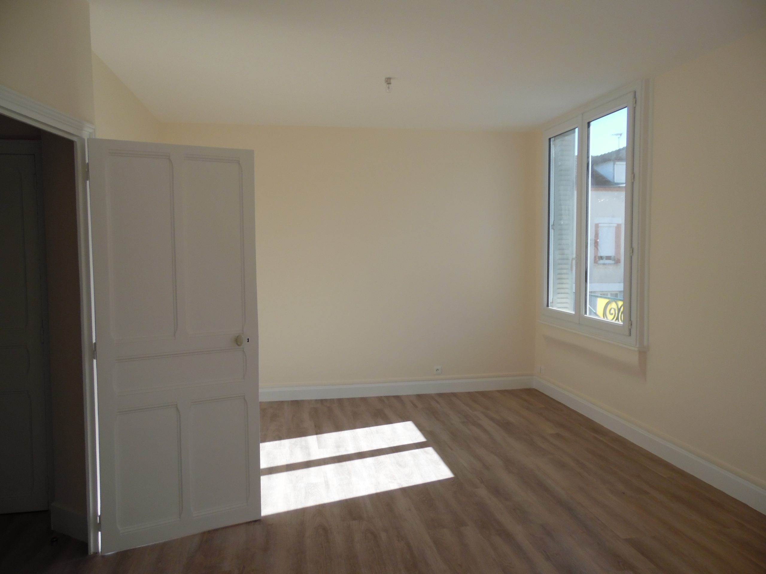 APPARTEMENT VICHY REPUBLIQUE - Image 1