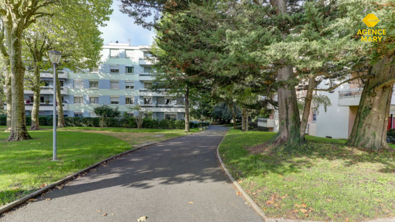 CUSSET Bel appartement T3 - Image 7