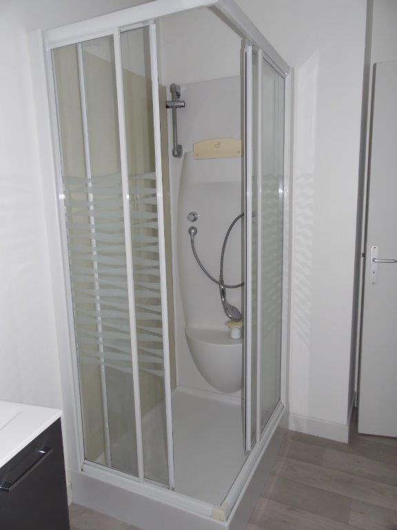 VICHY Entre centre ville et Marché Couvert - Image 8