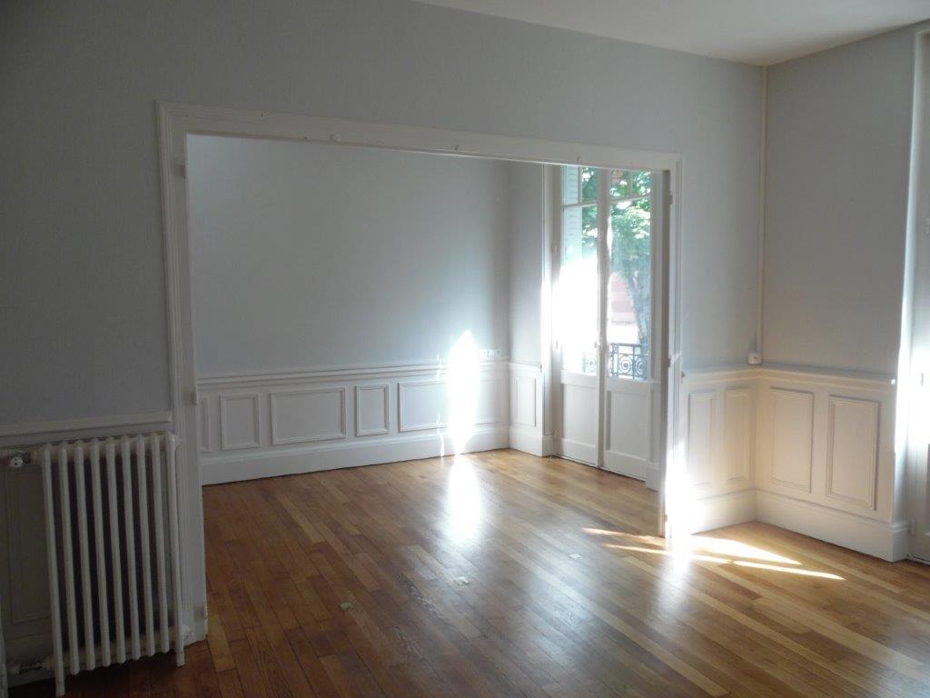 VICHY CENTRE - Image 1