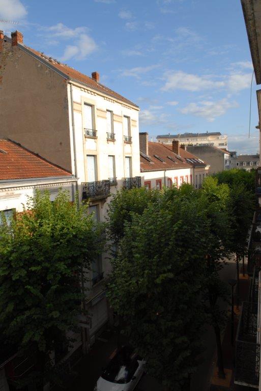 VICHY CENTRE - Image 1