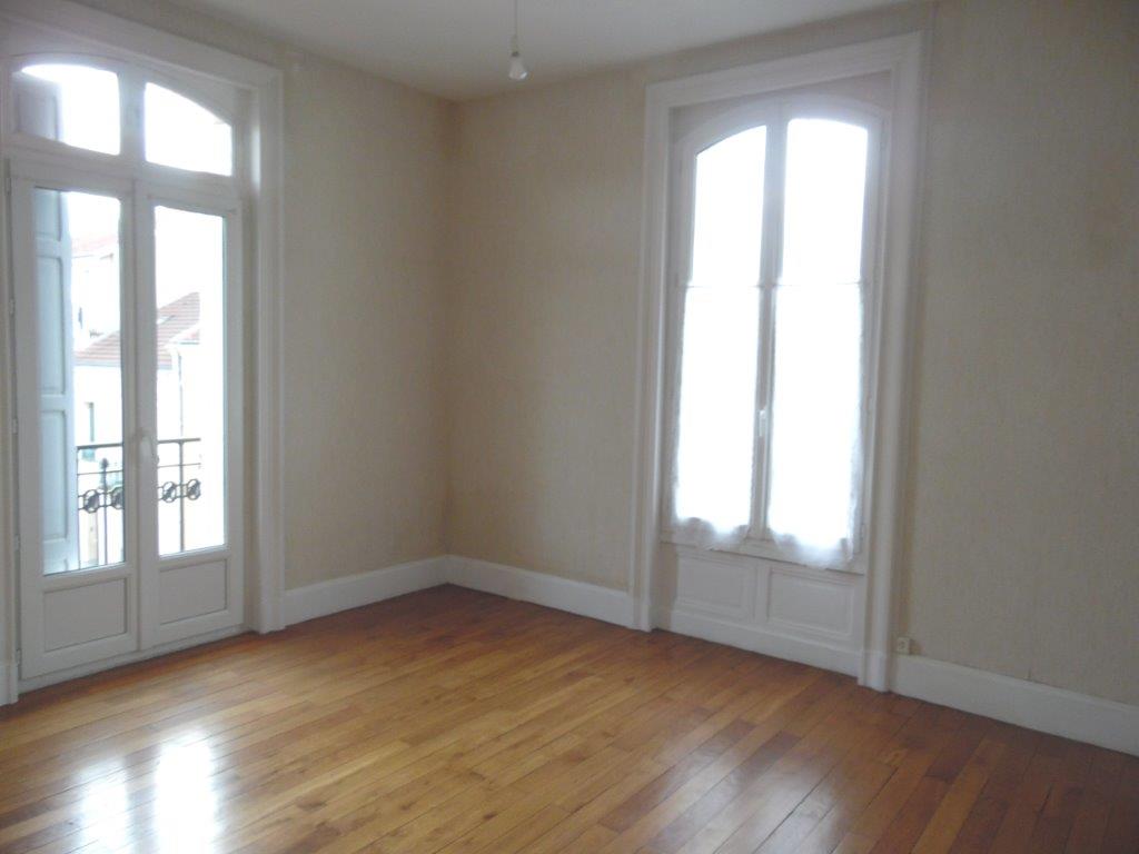 VICHY QUARTIER DE FRANCE - Image 3