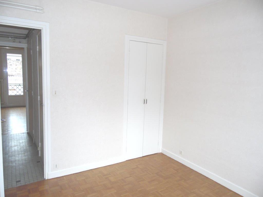 VICHY QUARTIER DE FRANCE - Image 5