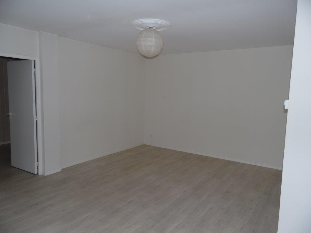 VICHY ENTRE PARCS ET OPERA - Image 7