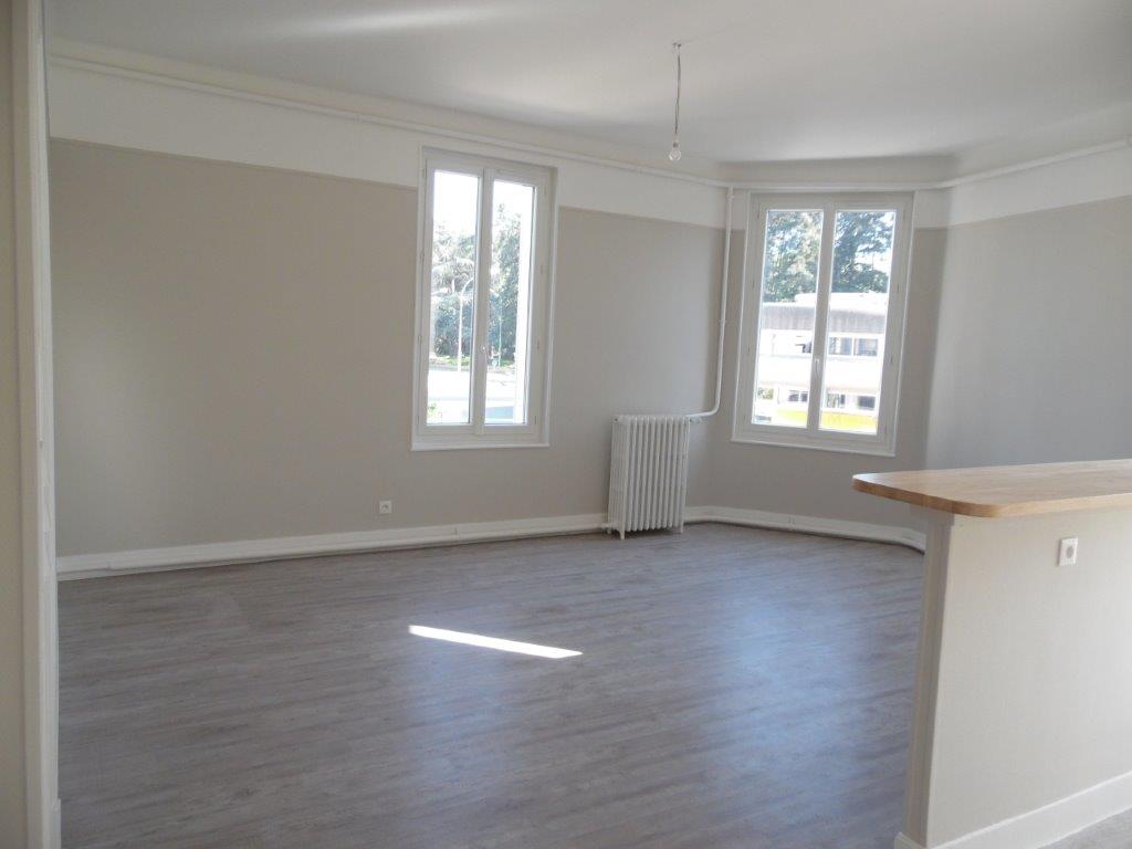 VICHY Quartier de France, proximité parcs - Image 2