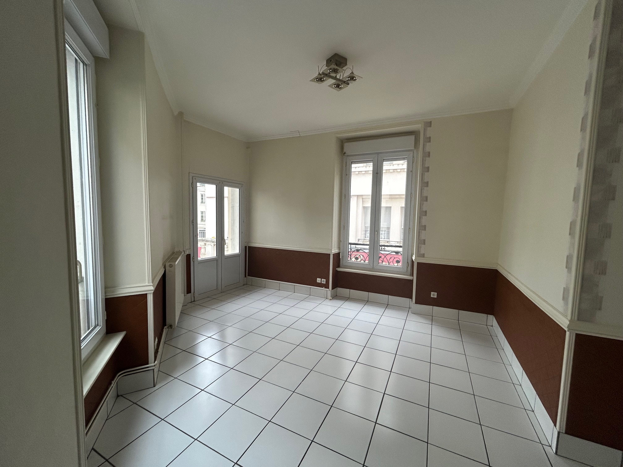 VICHY CENTRE – 4 CHEMINS - Image 2