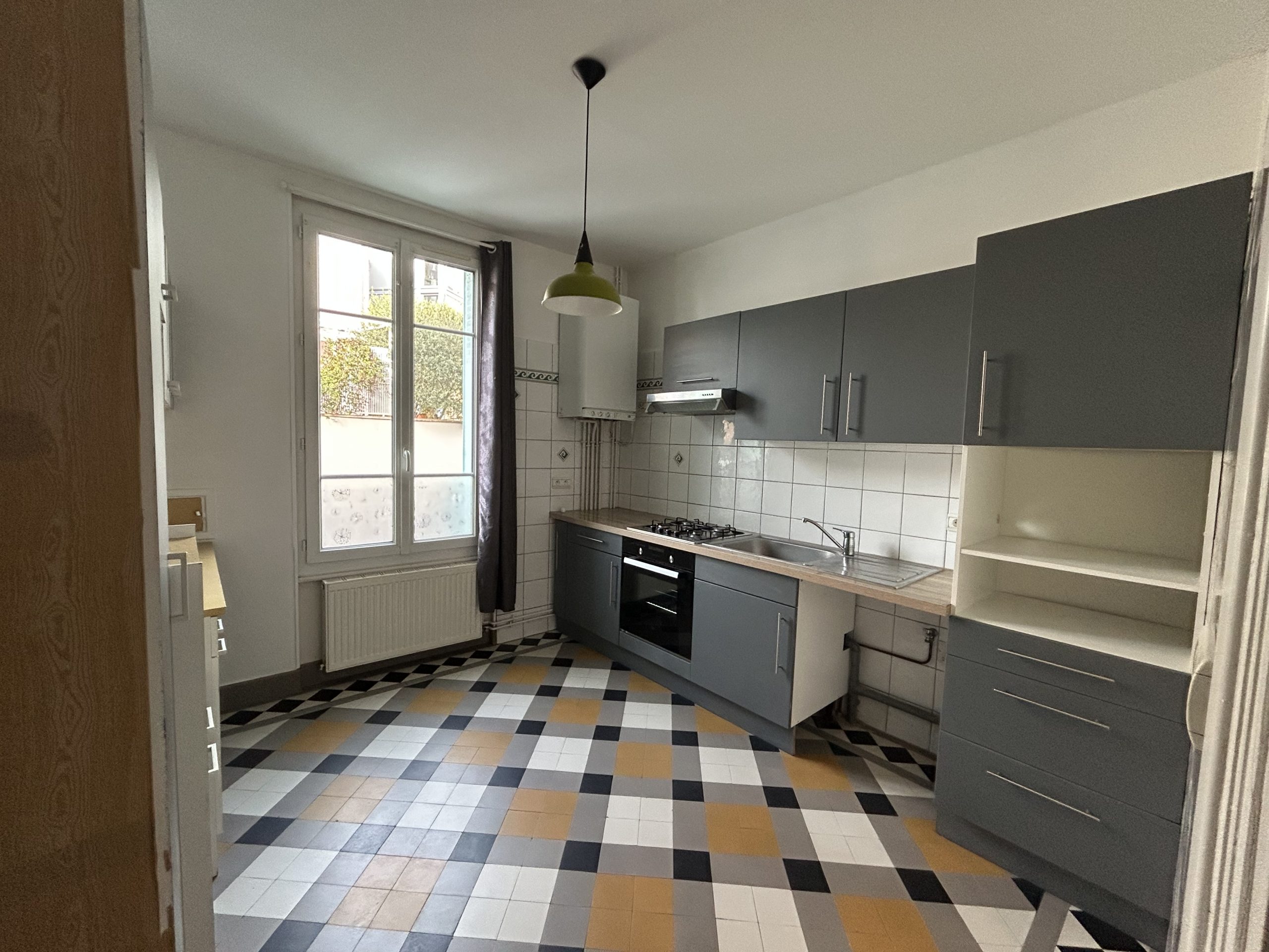 VICHY QUARTIER THERMALE - Image 2