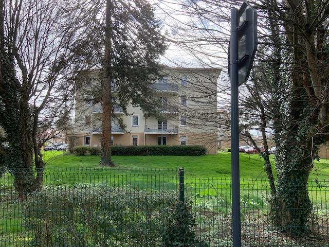 Agréable appartement T3 avec balcon – Bellerive sur Allier - Image 2