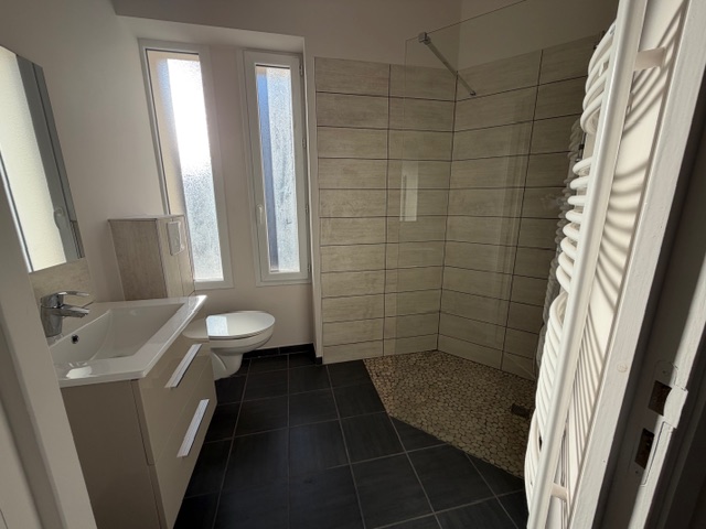 VICHY Prox. Gare/lycée de Presles - Image 3