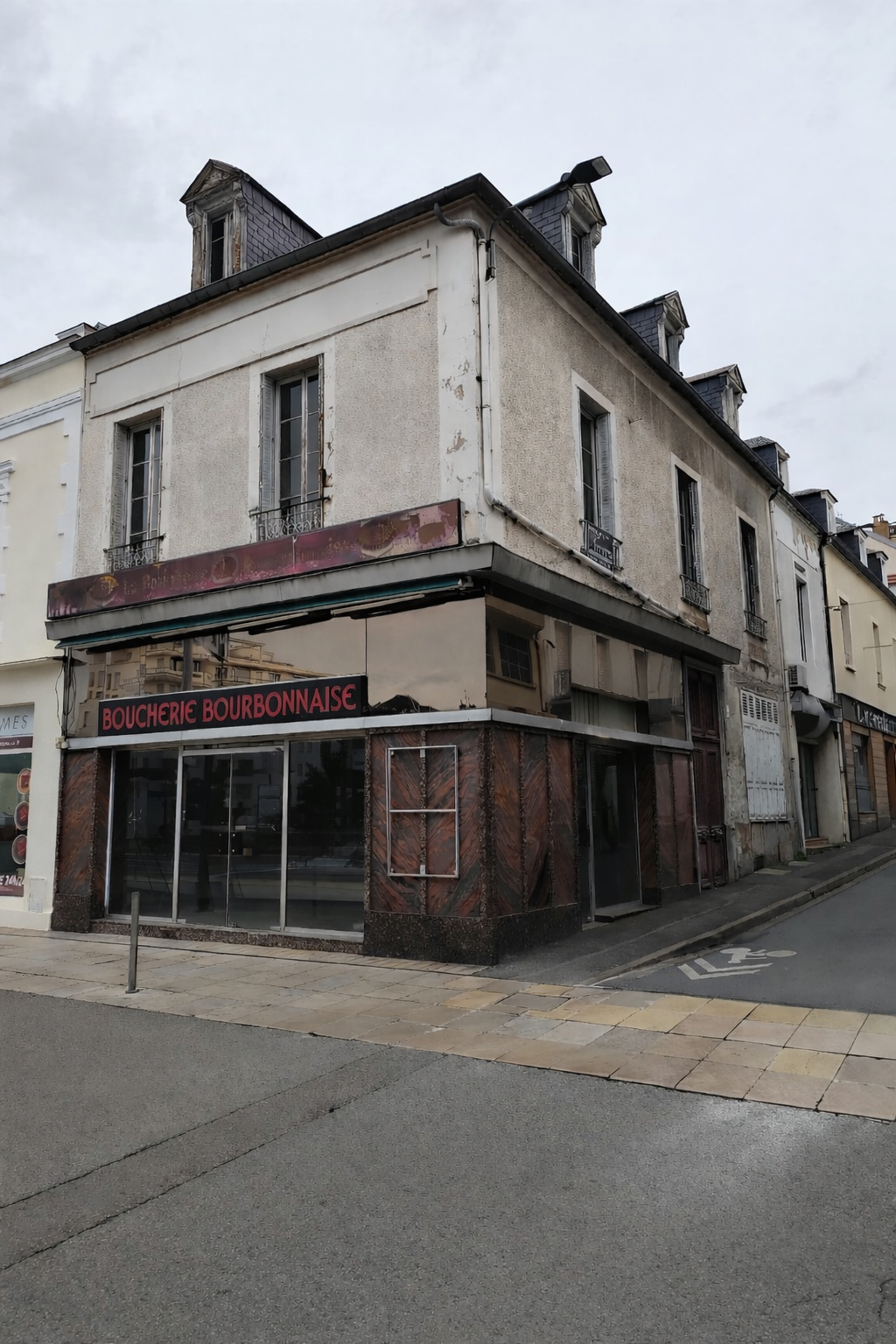 A saisir rapidement! Immeuble VICHY CENTRE – Fort potentiel