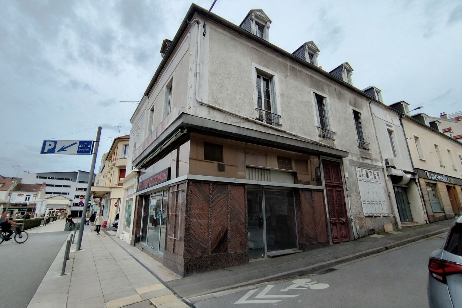 A saisir rapidement! Immeuble VICHY CENTRE – Fort potentiel - Image 2