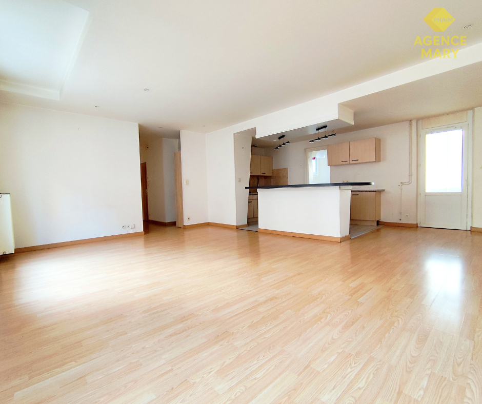 Bel appartement T4 secteur marché couvert