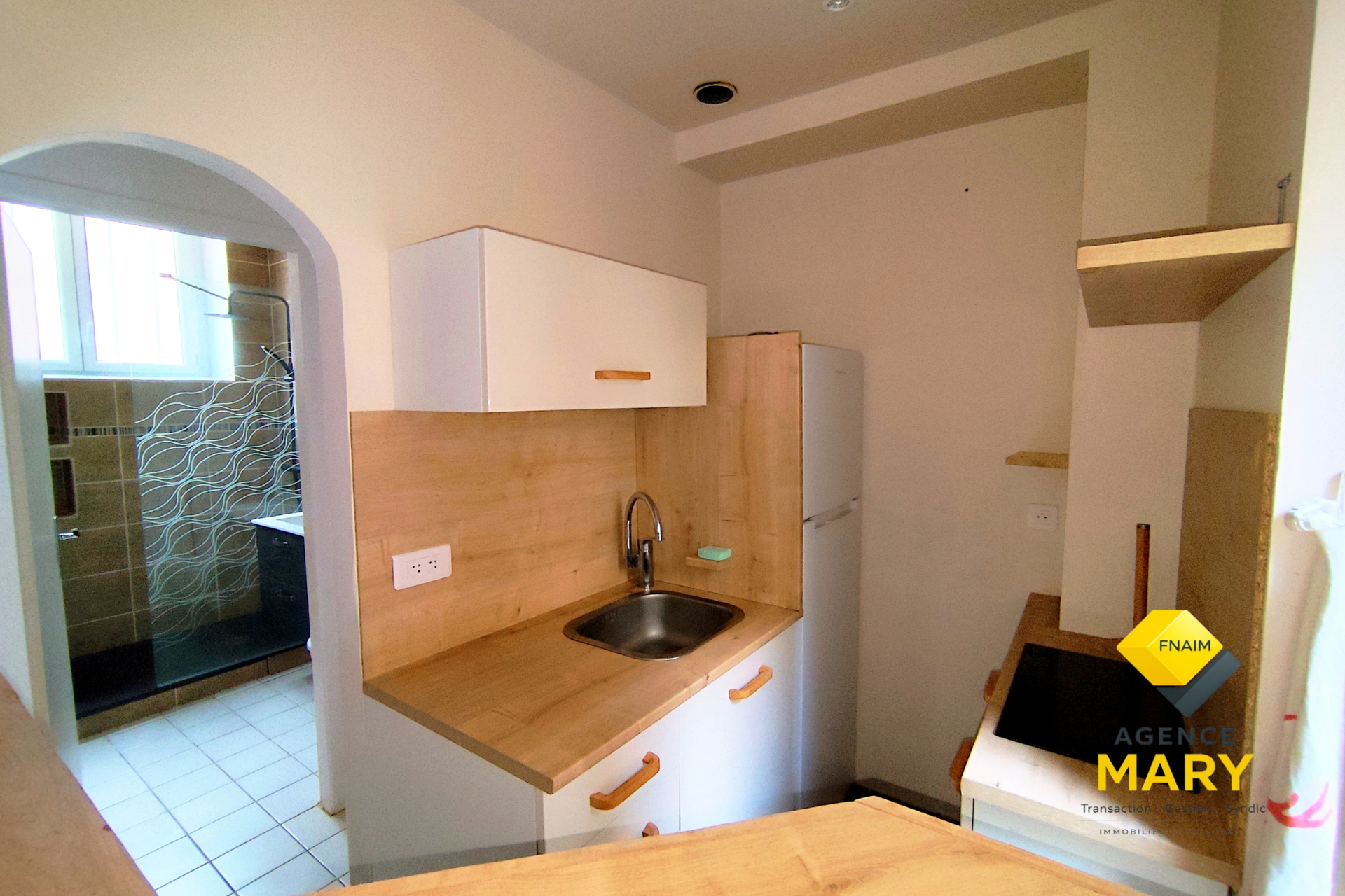 Studio 22M² proche parcs et plan d&rsquo;eau - Image 5