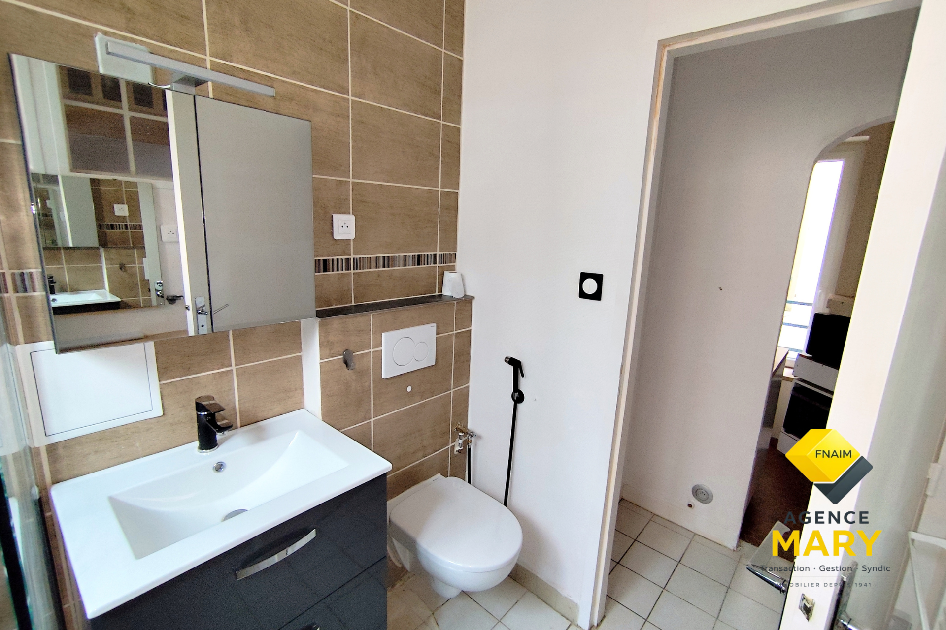 Studio 22M² proche parcs et plan d&rsquo;eau - Image 6