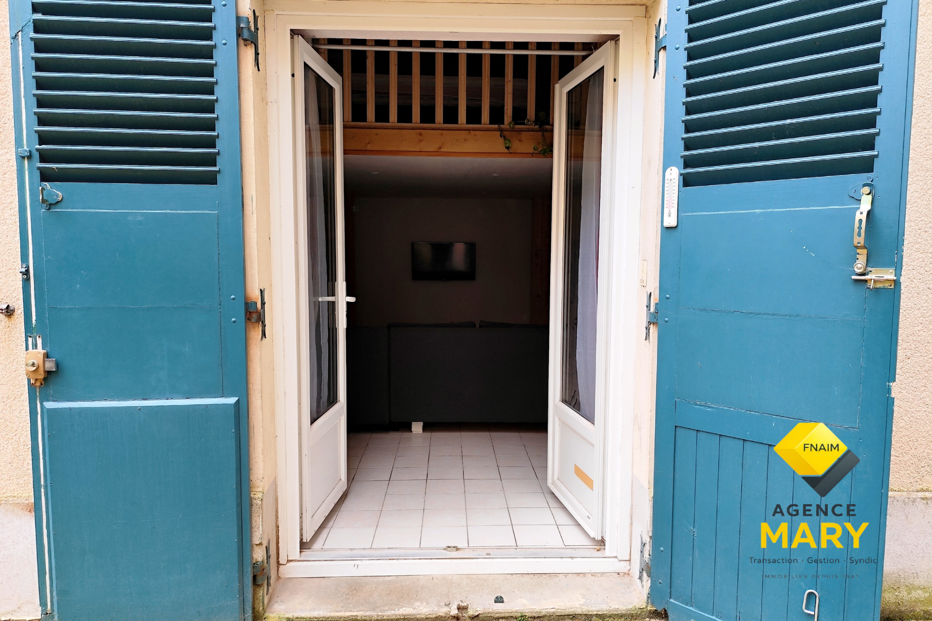 Studio 22M² proche parcs et plan d&rsquo;eau - Image 9