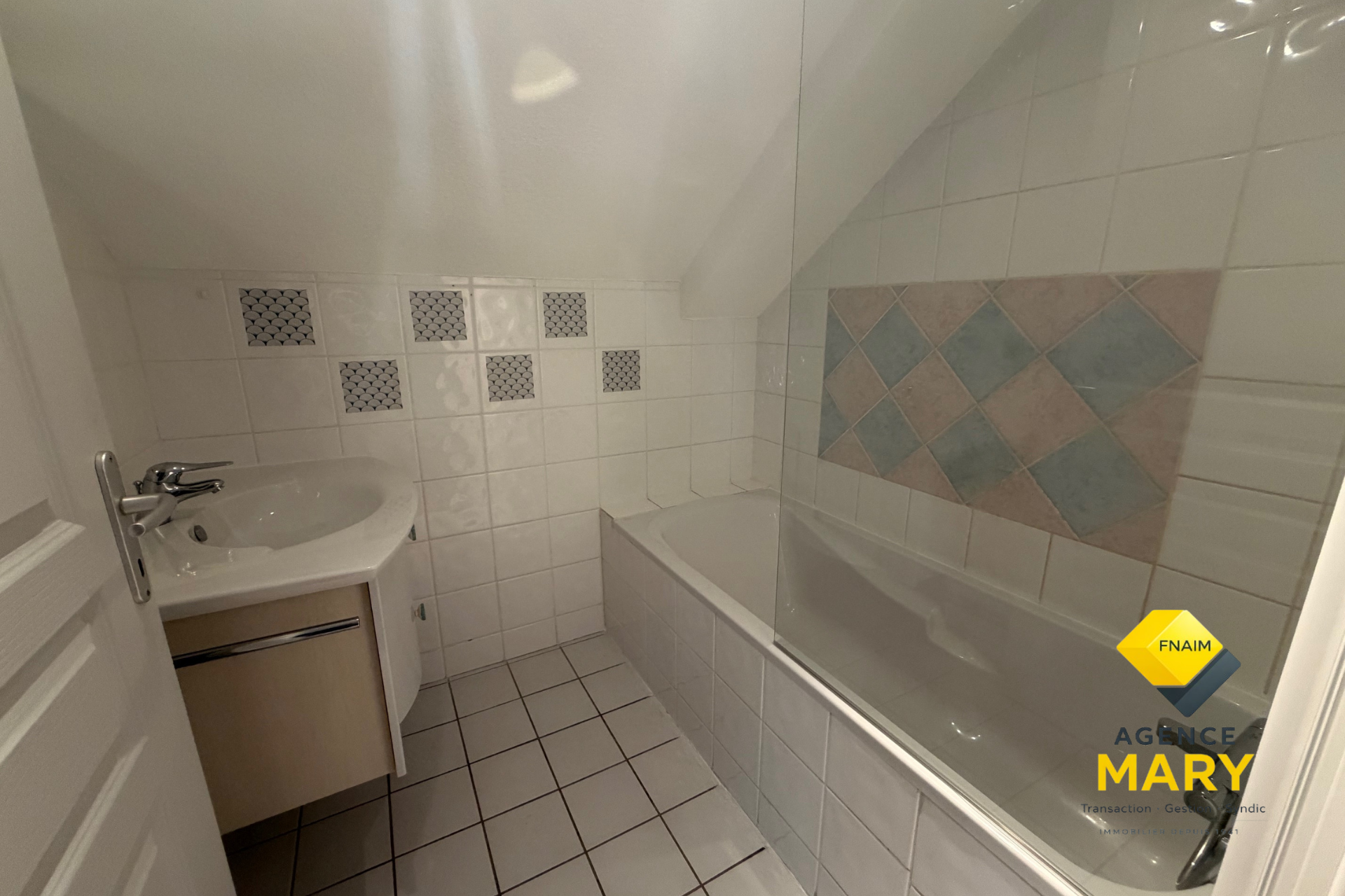 Appartement T2 mansardé – 53M² – Vichy - Image 5