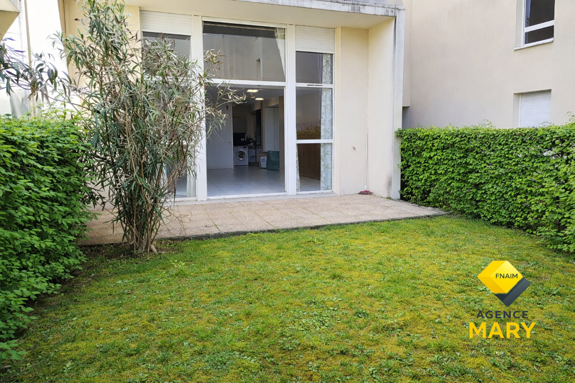 Superbe appartement duplex 91M² avec PARKING – Quartier République proche PLAN D&rsquo;EAU - Image 2