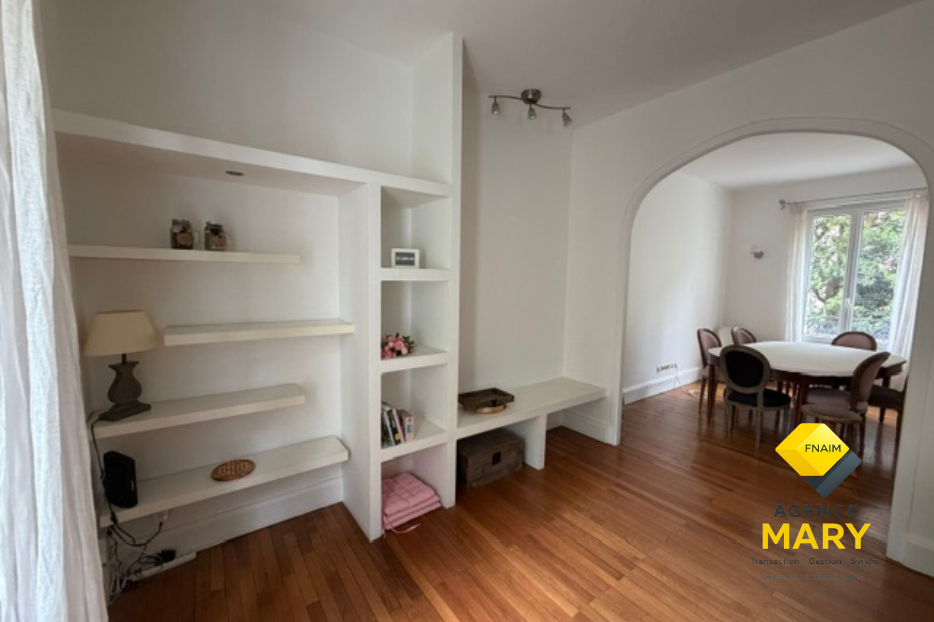 Maison MEUBLEE à louer – 233M² – Vichy entre Marché couvert et Rotonde - Image 2