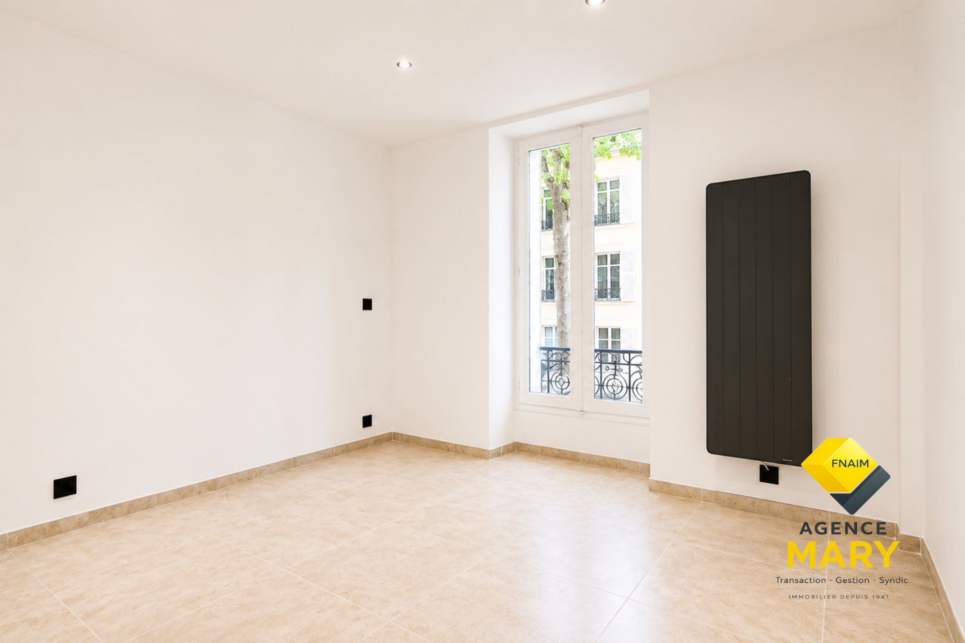 Studio VICHY – 29M² – Triangle d&rsquo;Or - Image 4
