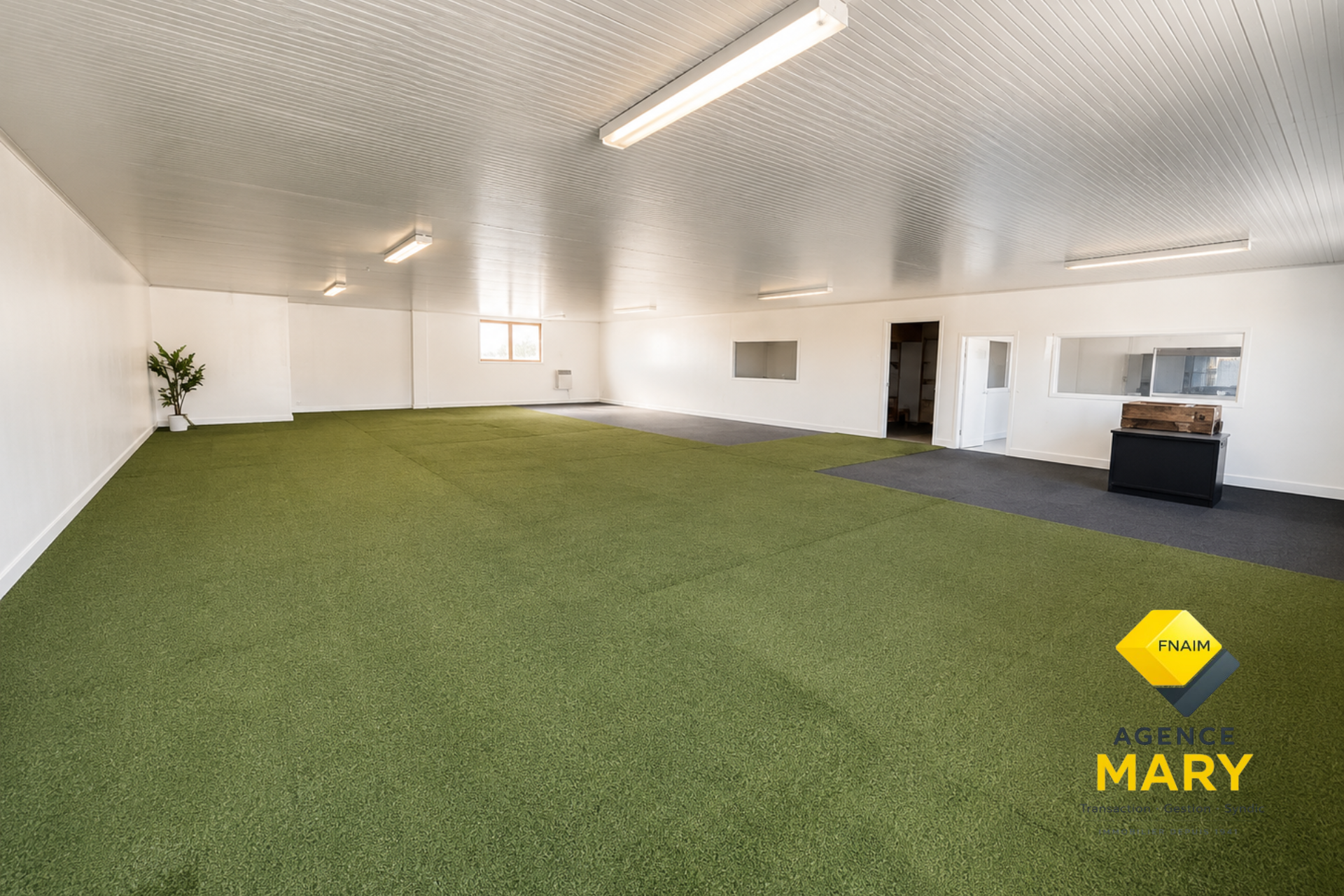 Local industriel 1180M² – Saint-Yorre - Image 5