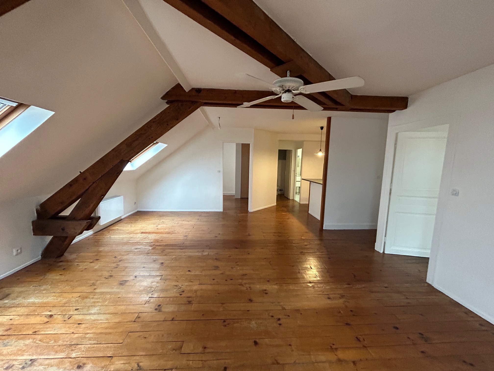 Appartement T3 de 58,79 m² – Rue de Paris, Vichy - Image 5