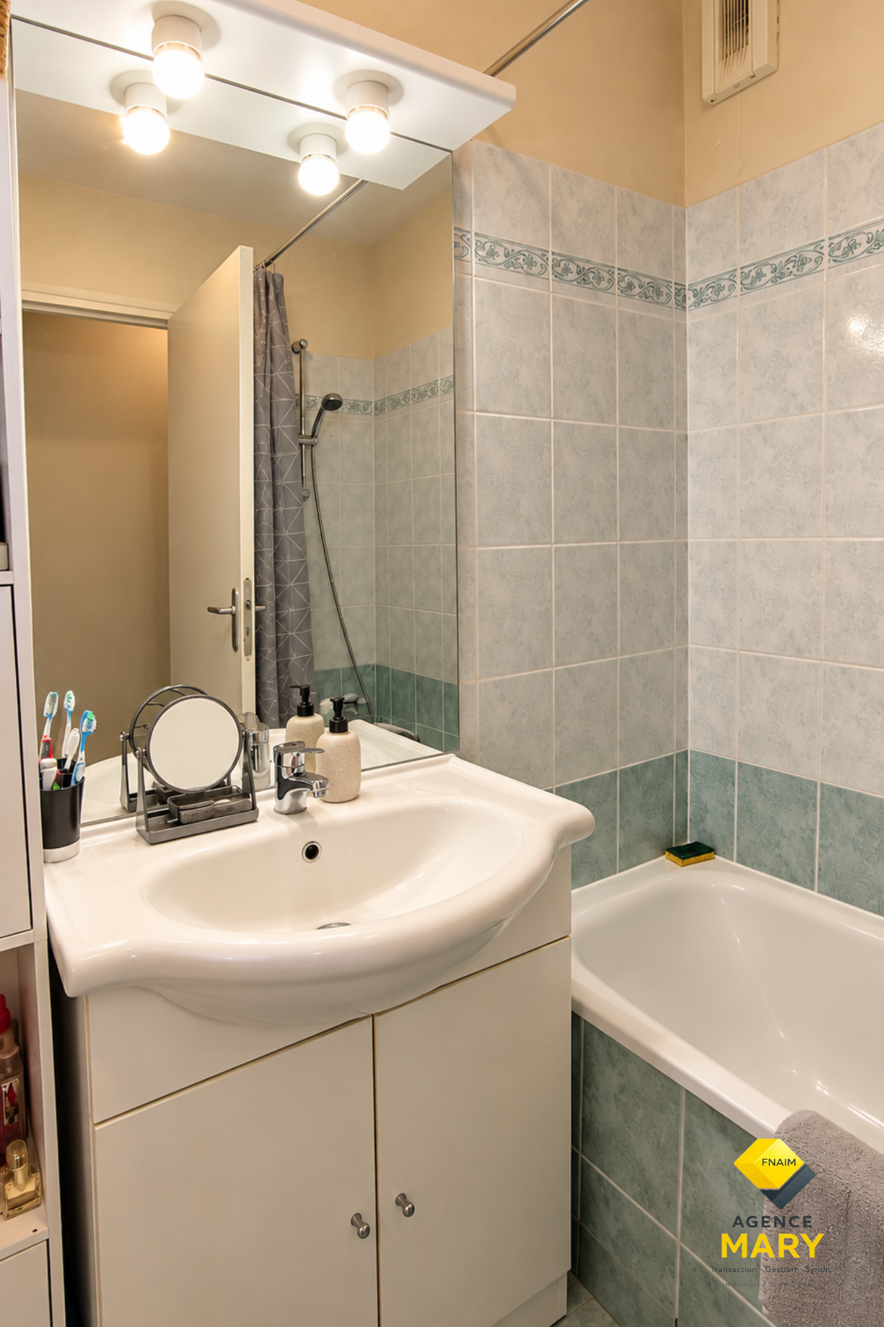 Appartement T2 de 49 m² avec grand balcon et parking sécurisé – Bellerive-sur-Allier – LOUE - Image 7
